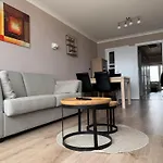 Luxe Seaview Apartment