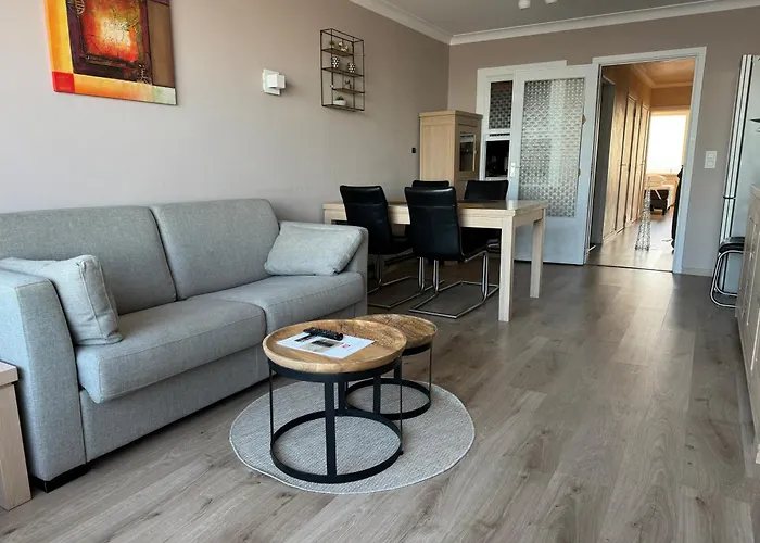 Luxe Seaview 公寓 *