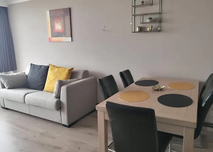 Luxe Seaview 布兰肯贝赫